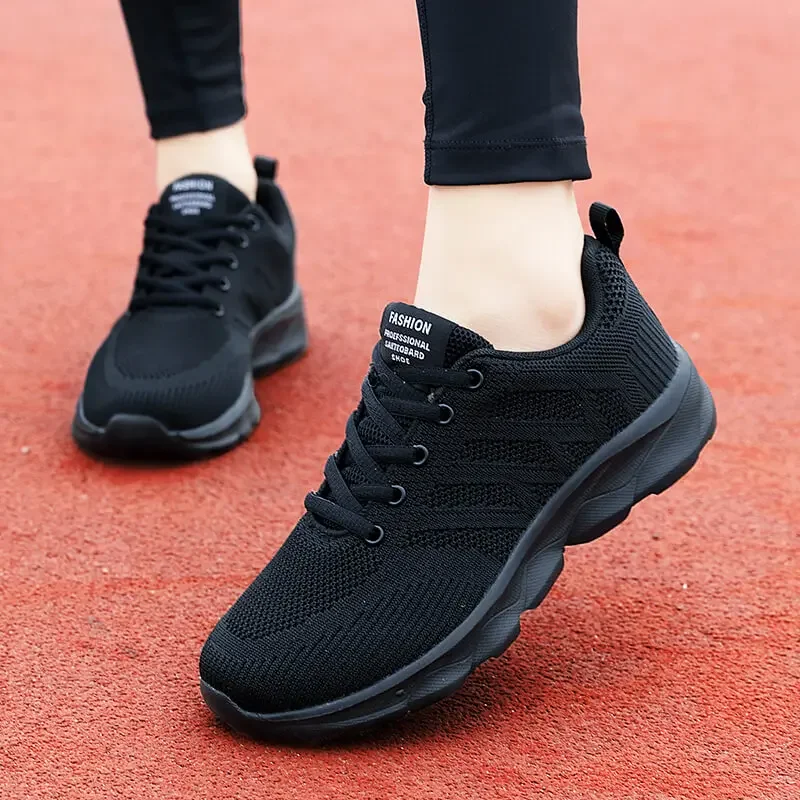 Chaussures de marche en maille respirante pour femmes, style décontracté 2023 - image de produit 0