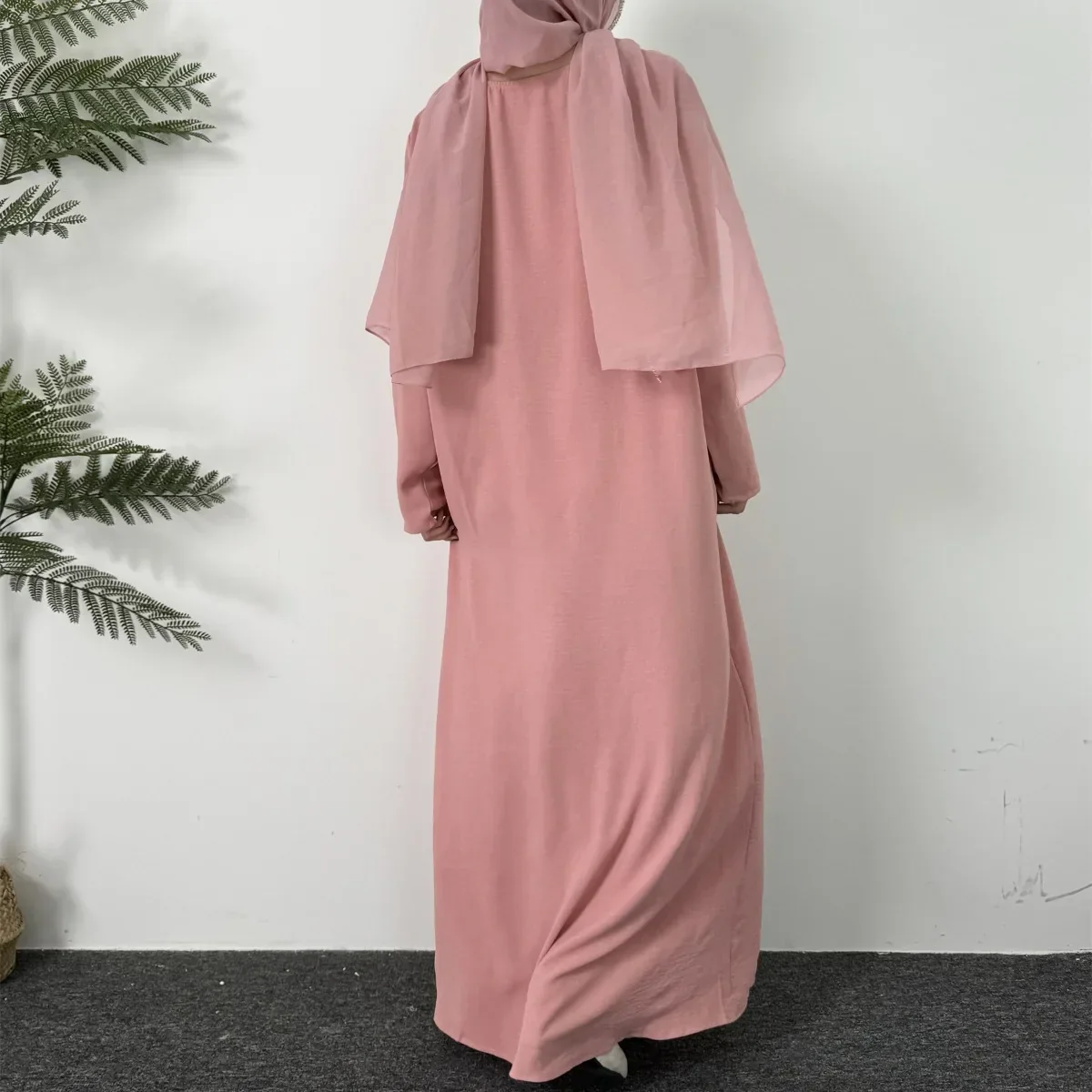 Caftan à col rond pour femmes, robe longue musulmane élégante - image de produit 5
