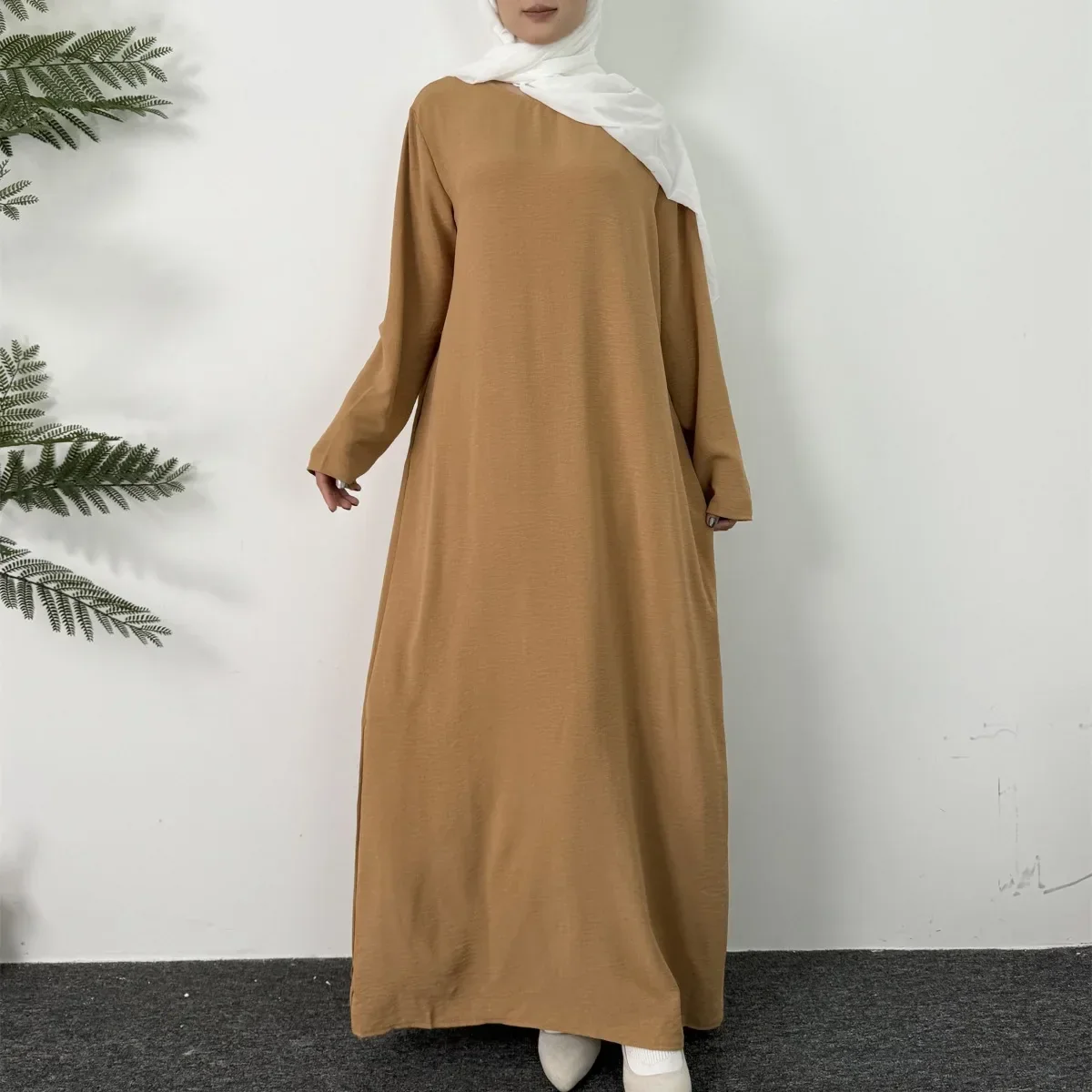 Caftan à col rond pour femmes, robe longue musulmane élégante - image de produit 11