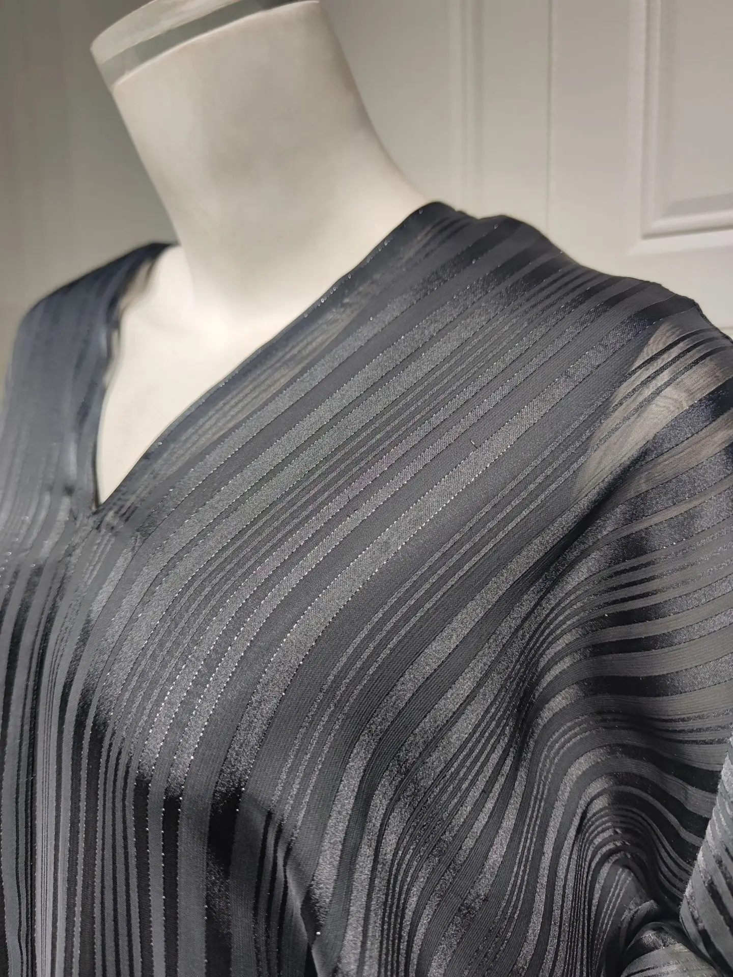 Ensemble abaya dubaï chic, manches brillantes, robe soirée - Modeste loungewear - image de produit 5
